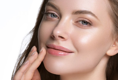 achieving a natural no-makeup look is very easy with Sephora Products